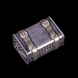 Unusual Russian silver-gilt matchbox in the shape of — image 2