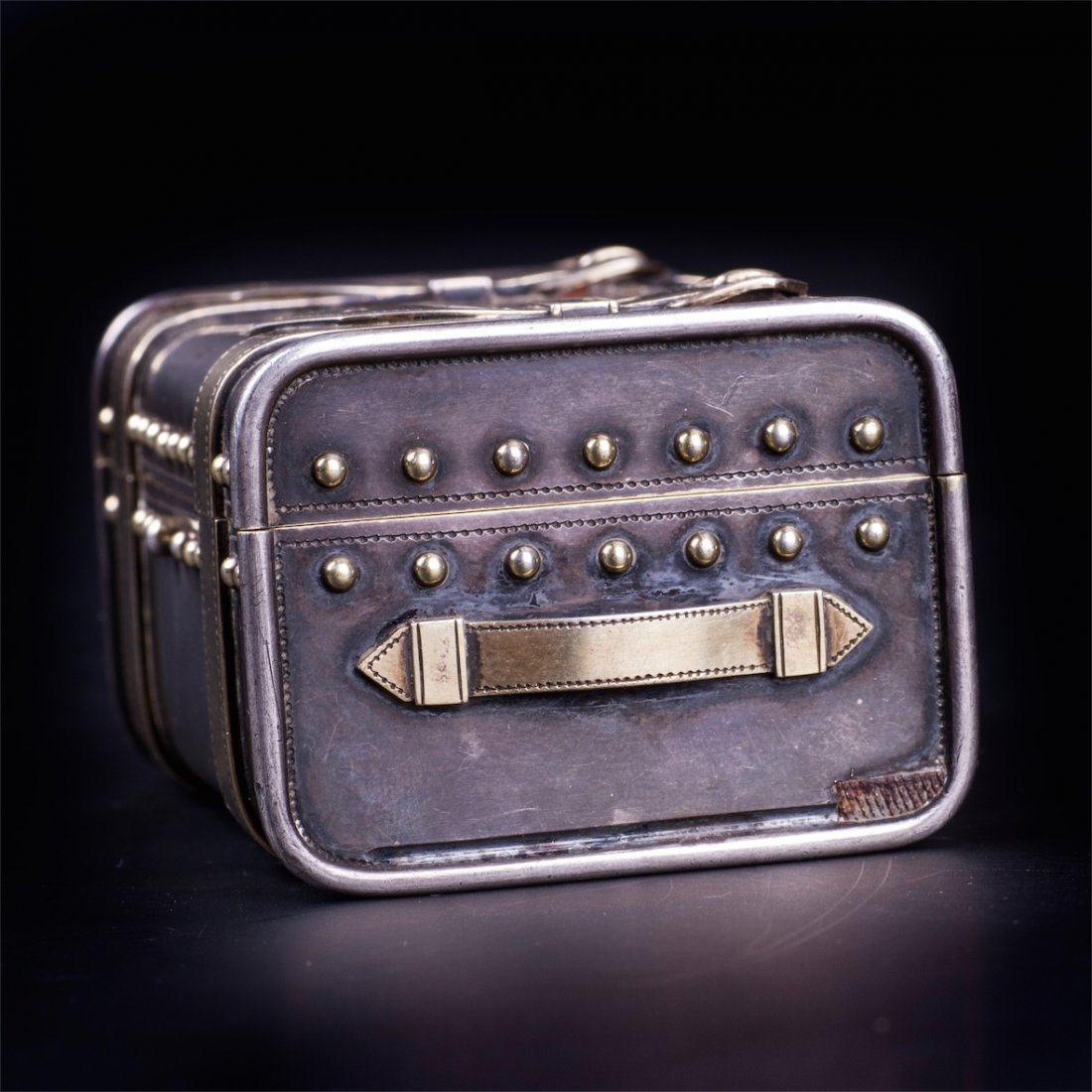 Unusual Russian silver-gilt matchbox in the shape of — image 5