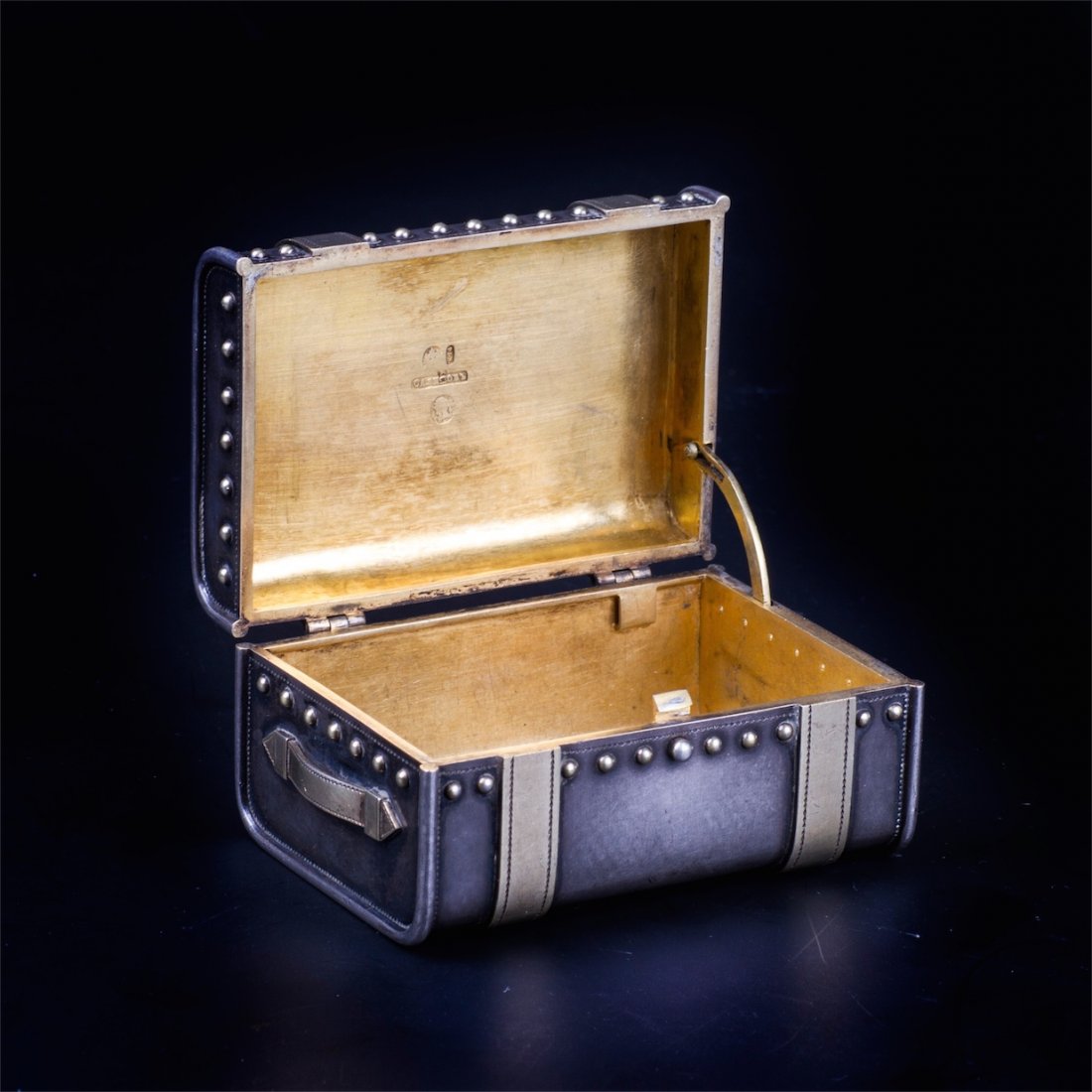 Unusual Russian silver-gilt matchbox in the shape of — image 6