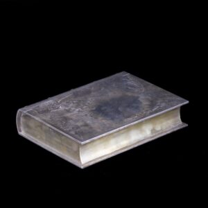 Interesting Russian silver-gilt and engraving cigar box — image 3
