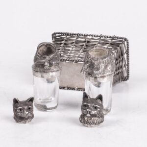 Beautiful "Cats" French silver table set for salt and — image 3