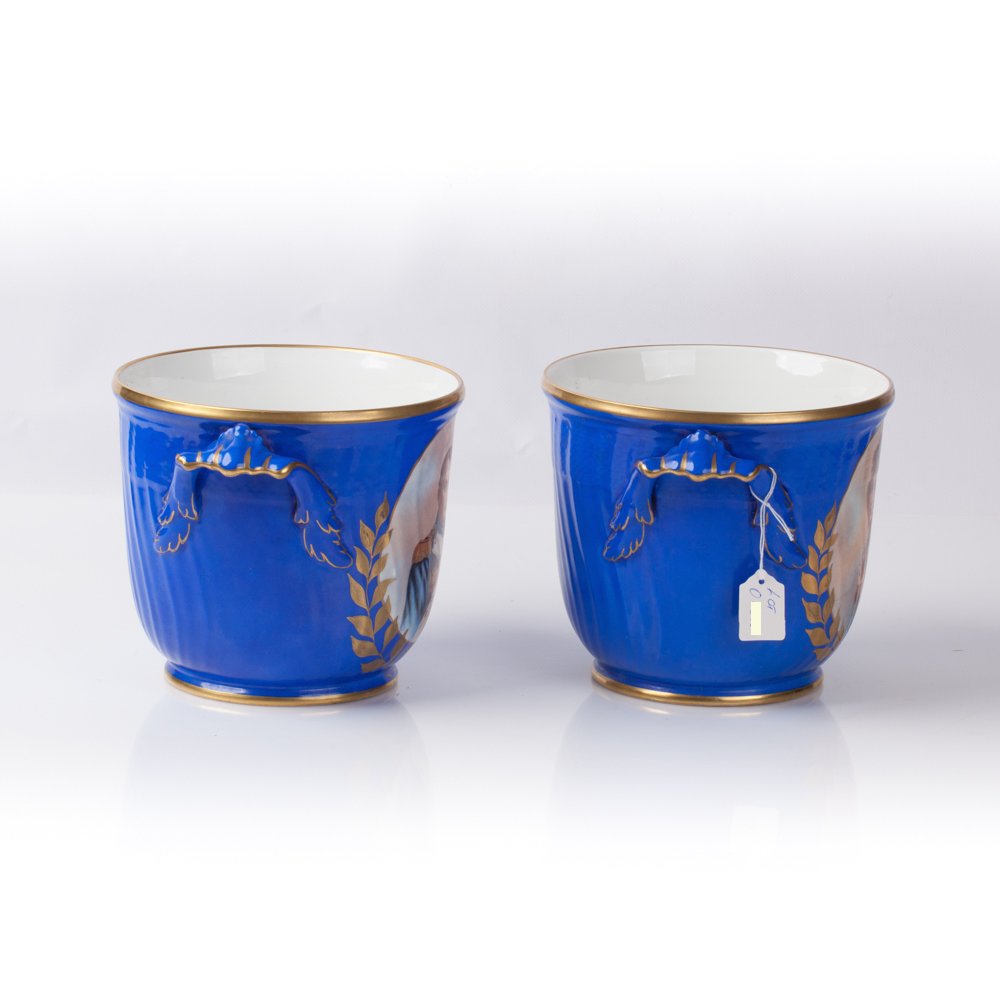 Flowerpots with Napoleon and Josephine portrait. — image 2