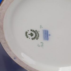 Flowerpots with Napoleon and Josephine portrait. — image 5