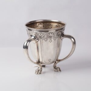 Silver cup vase. — image 2