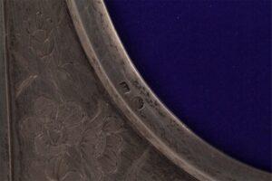 Silver photo frame. D.Nikolaev manufactory. Moscow. — image 3
