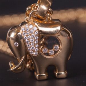 Chopard Elephant Yellow Gold 18K Pendant Happy Diamonds — image 4