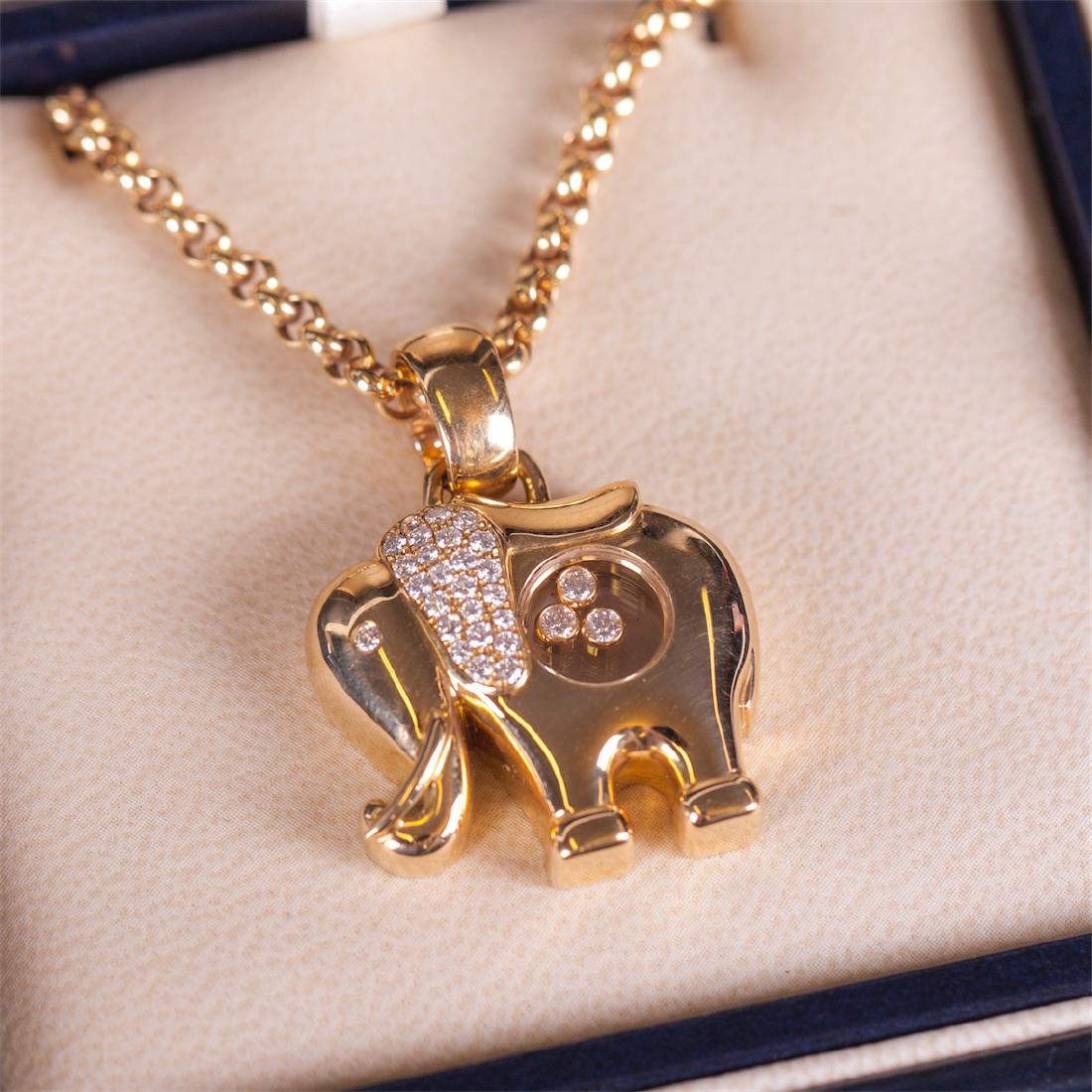 Chopard Elephant Yellow Gold 18K Pendant Happy Diamonds — image 6