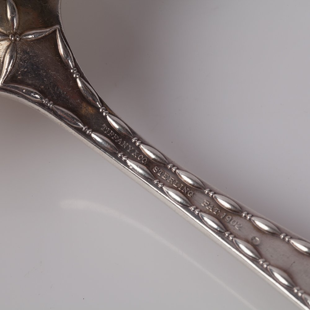 Silver cake shovel. — image 3