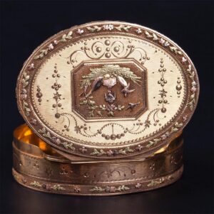 18th century 18K two-tone gold box — image 3