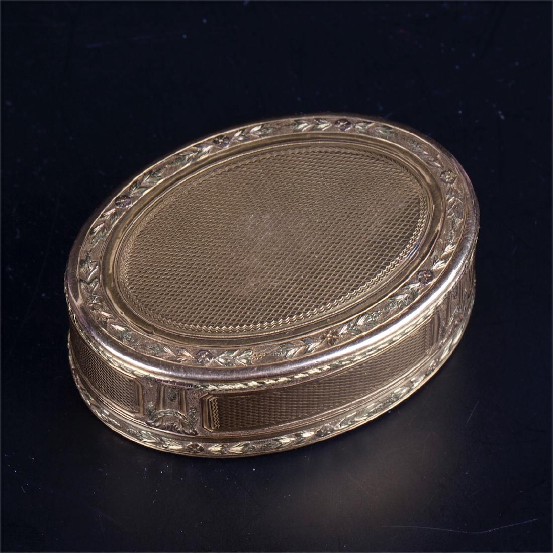 Antique French gold box. 18th century — image 3