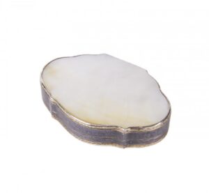 Russian silver, niello and mother of pearl carved box — image 3