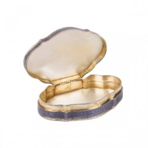 Russian silver, niello and mother of pearl carved box — image 4