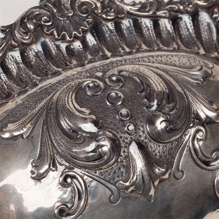 Silver centerpiece for fruits. — image 4