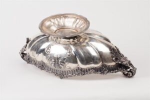 Silver centerpiece for fruits. — image 6