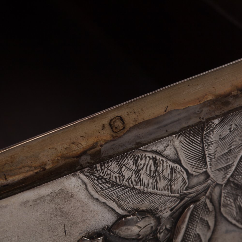 Silver cigarette box. — image 4