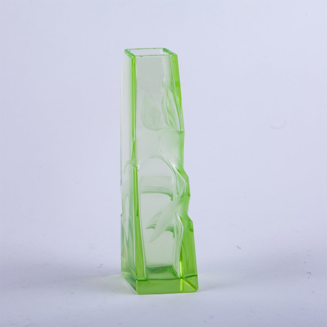 Art nouveau glass vase. — image 2