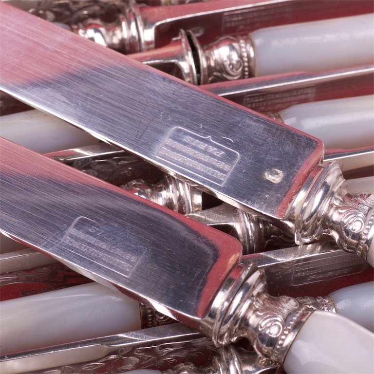 Silver set of 18 dessert knifes. — image 5