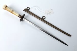 English navy dirk. — image 1
