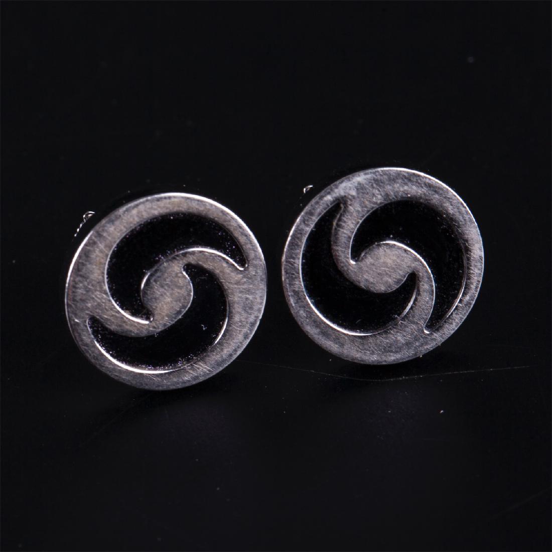 Bulgari Stud Earrings 18k White Gold Black Onyx — image 2