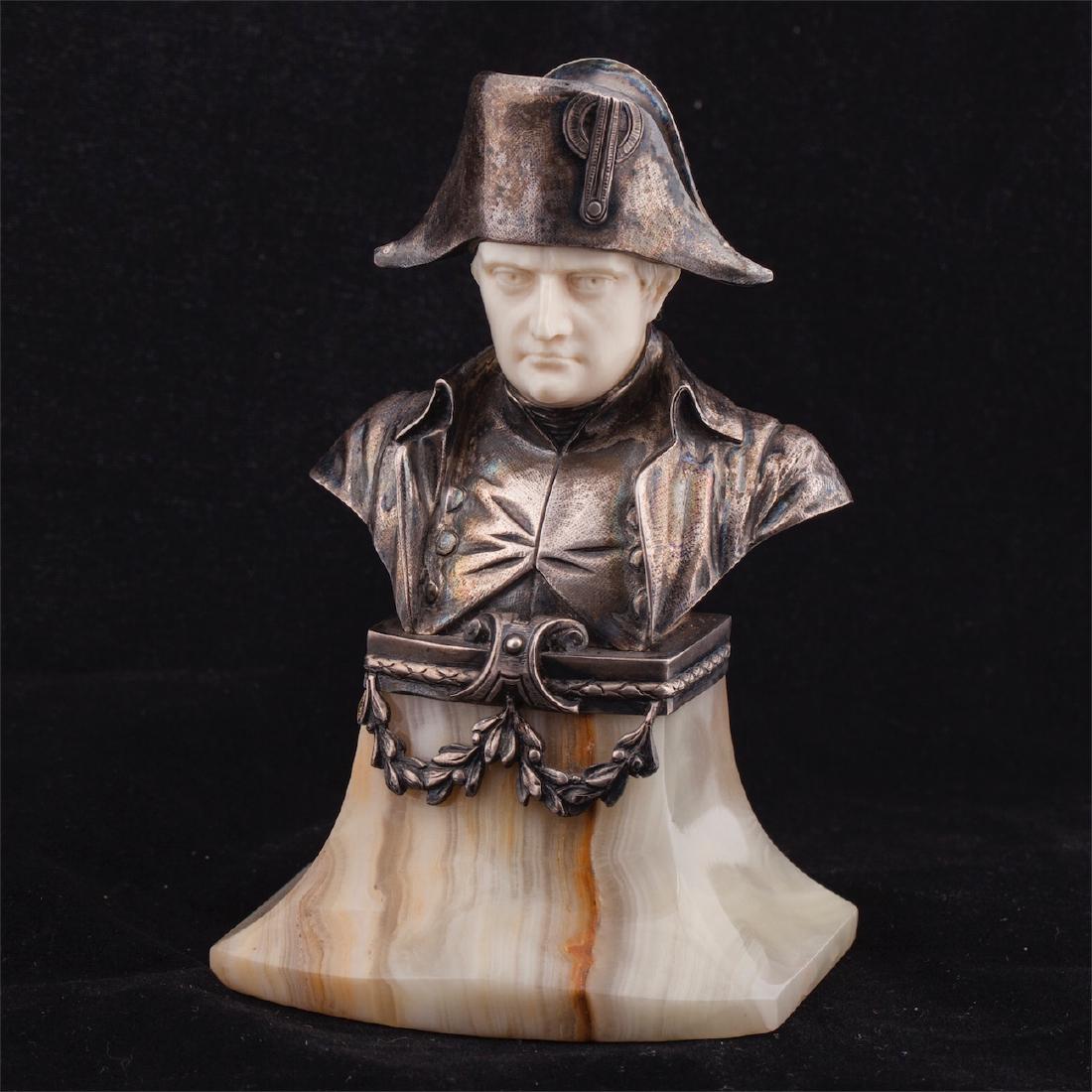Bust of Napoleon Bonaparte on onyx stand — image 2