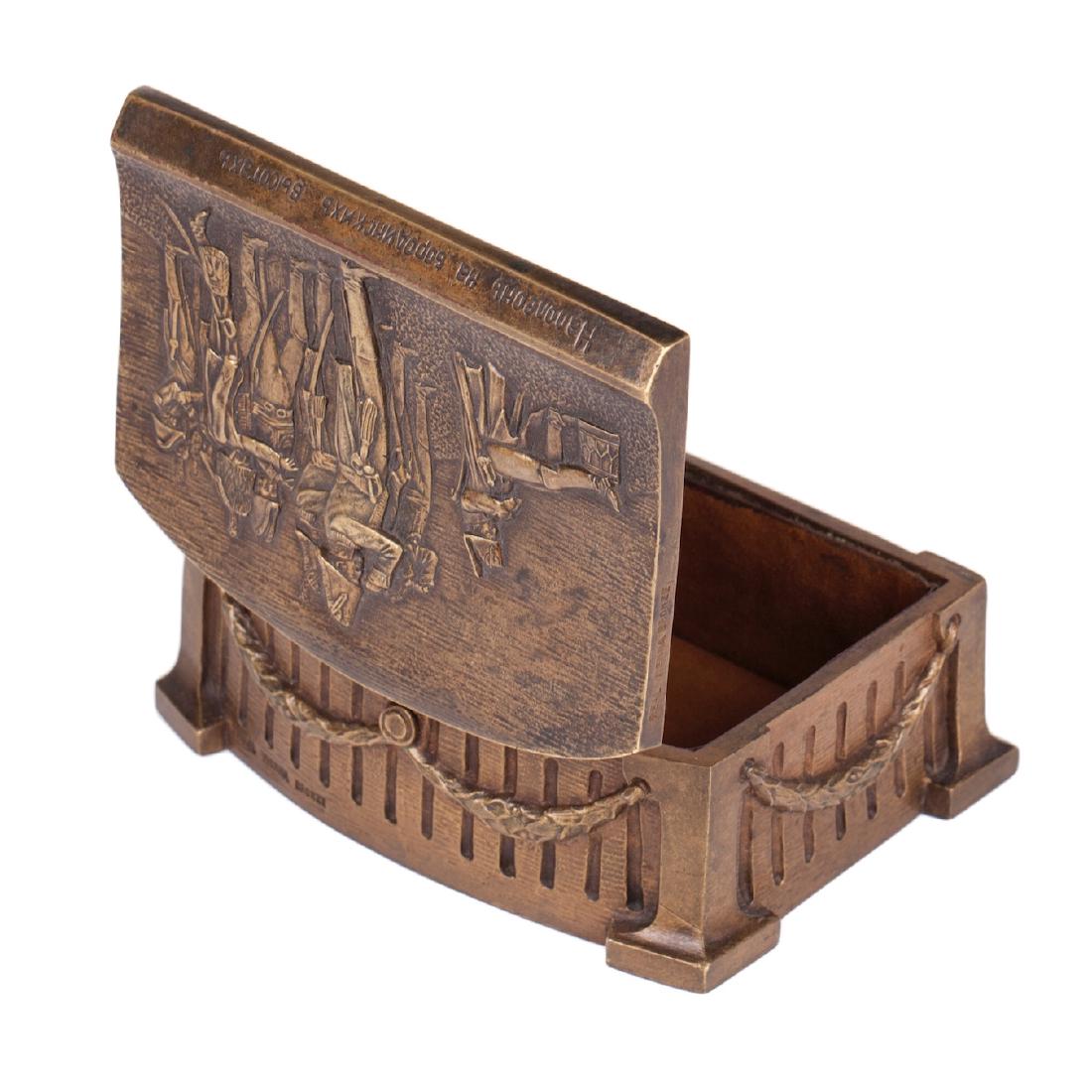 Bronze box â€œNapoleon on the Borodino heightsâ€ — image 3