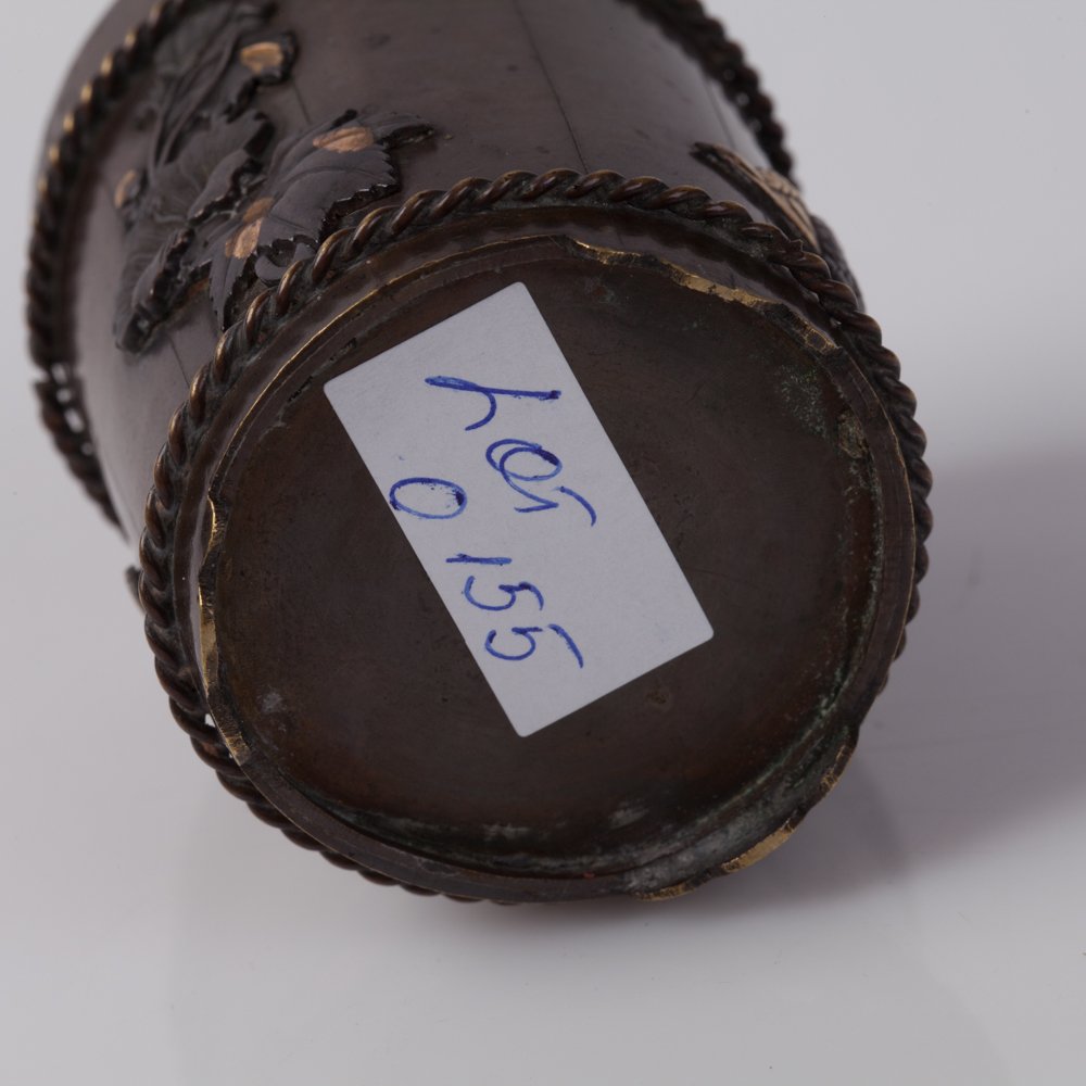 Bronze shot glass. — image 5