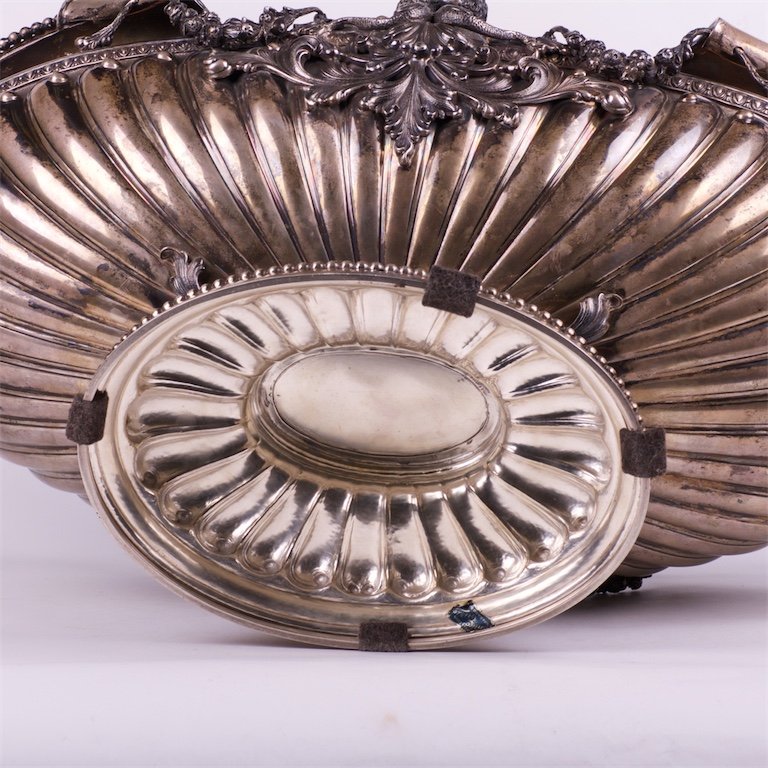 Huge silver parade vase. Le Argenterie di Milano di — image 8