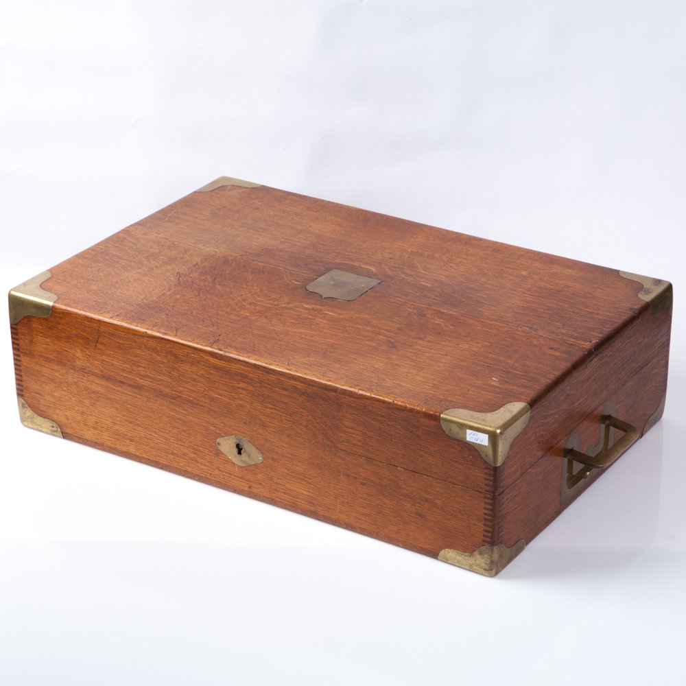 French set of 4 pieces in a oak box. — image 2