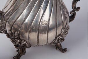 French set of 4 pieces in a oak box. — image 7