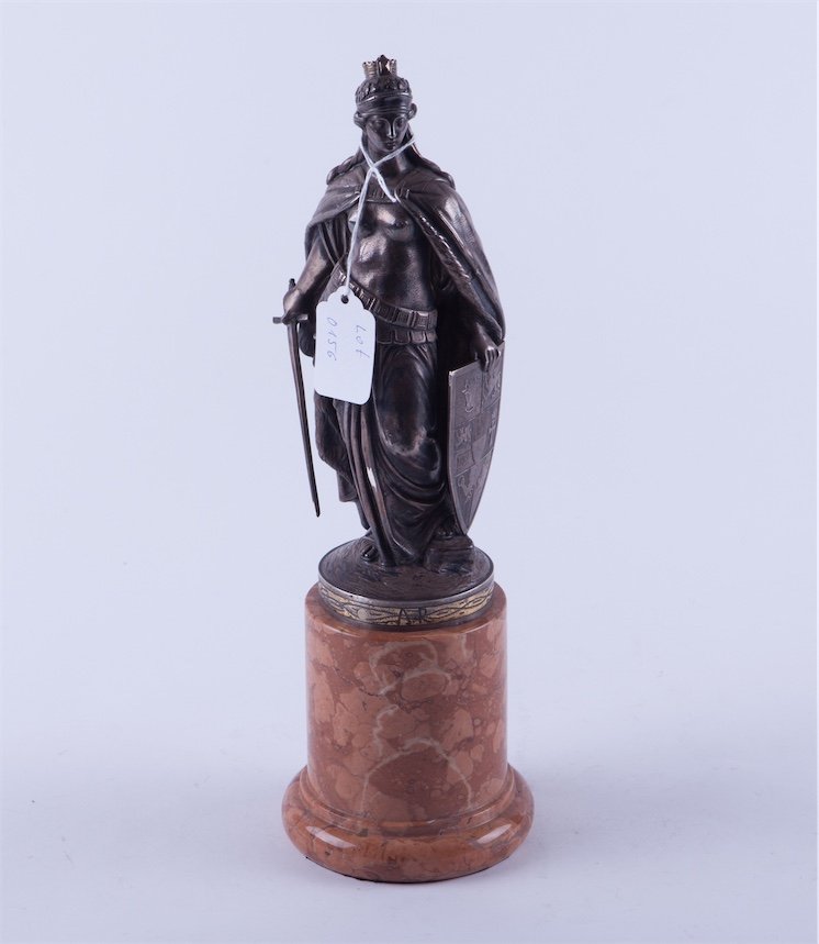 Silver figure. — image 3