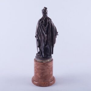 Silver figure. — image 6