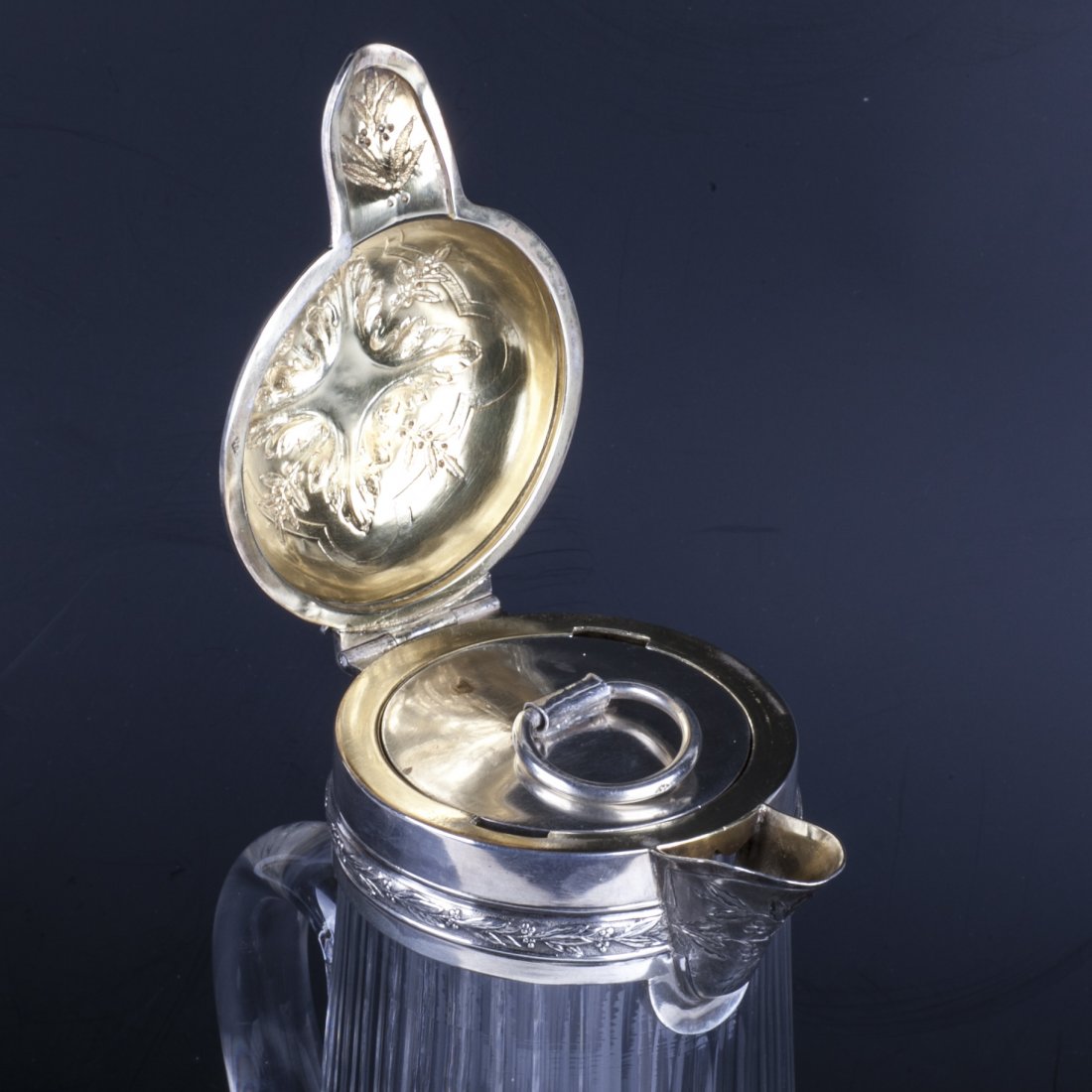 Antique silver jug with cooling element — image 3