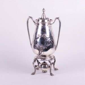 Silver tea kettle. — image 1