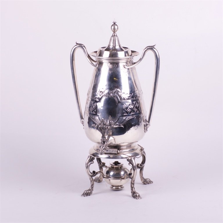 Silver tea kettle. — image 1