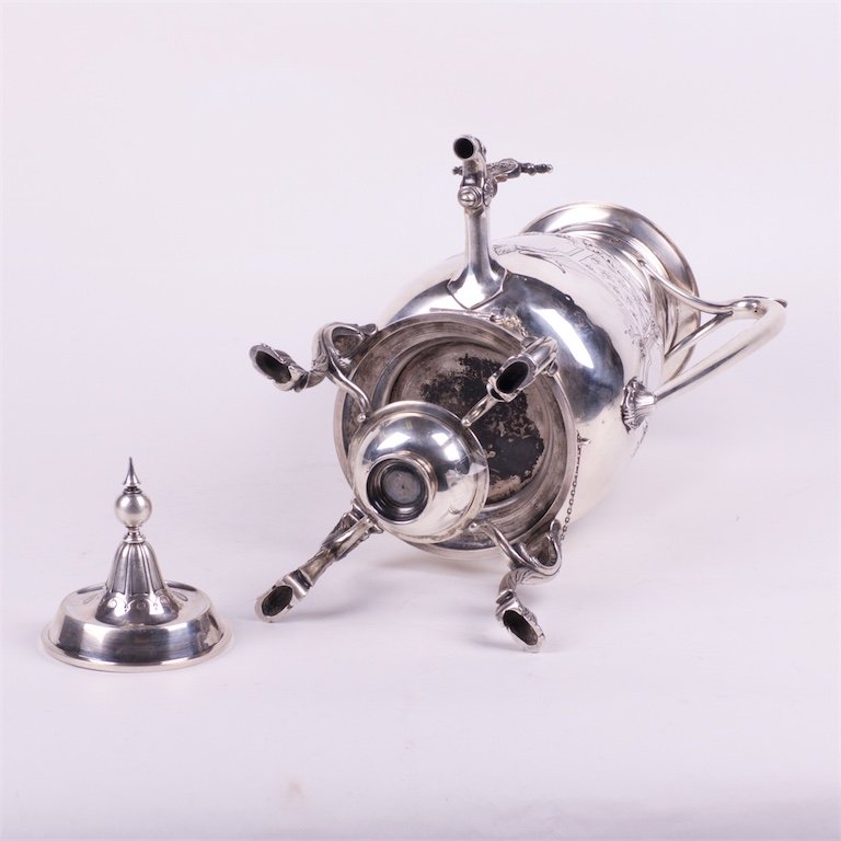 Silver tea kettle. — image 4