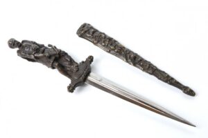 Romantic dagger. — image 1