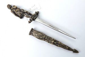 Romantic dagger. — image 1