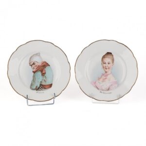 Two decorative plates with N. Gogol characters. Russia, — image 1