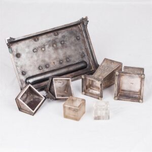 Grand presentation silver and engraved desk set — image 4