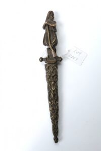 Romantic dagger. — image 1