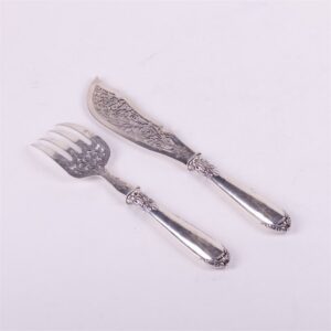 Silver set for dessert. — image 1