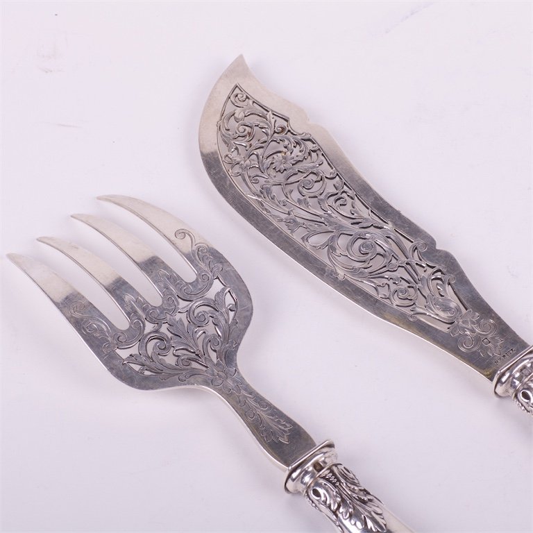 Silver set for dessert. — image 2