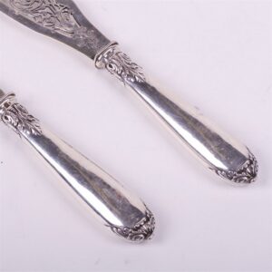 Silver set for dessert. — image 3