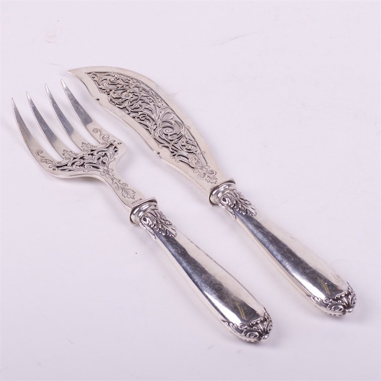 Silver set for dessert. — image 6