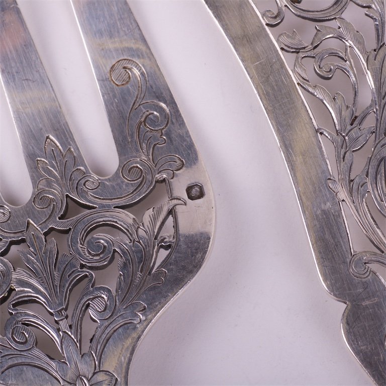 Silver set for dessert. — image 7