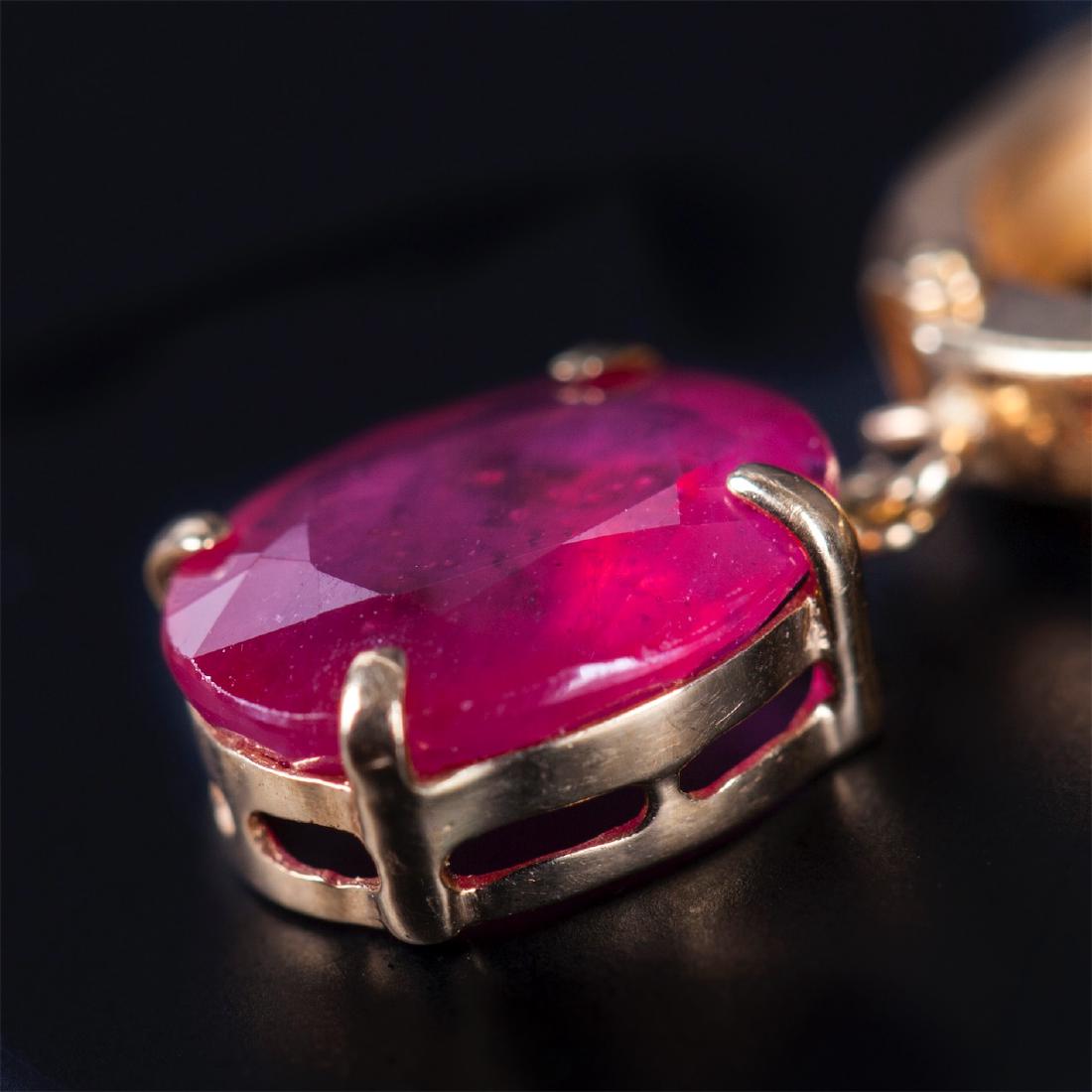 18K gold earrings with rubies — image 2