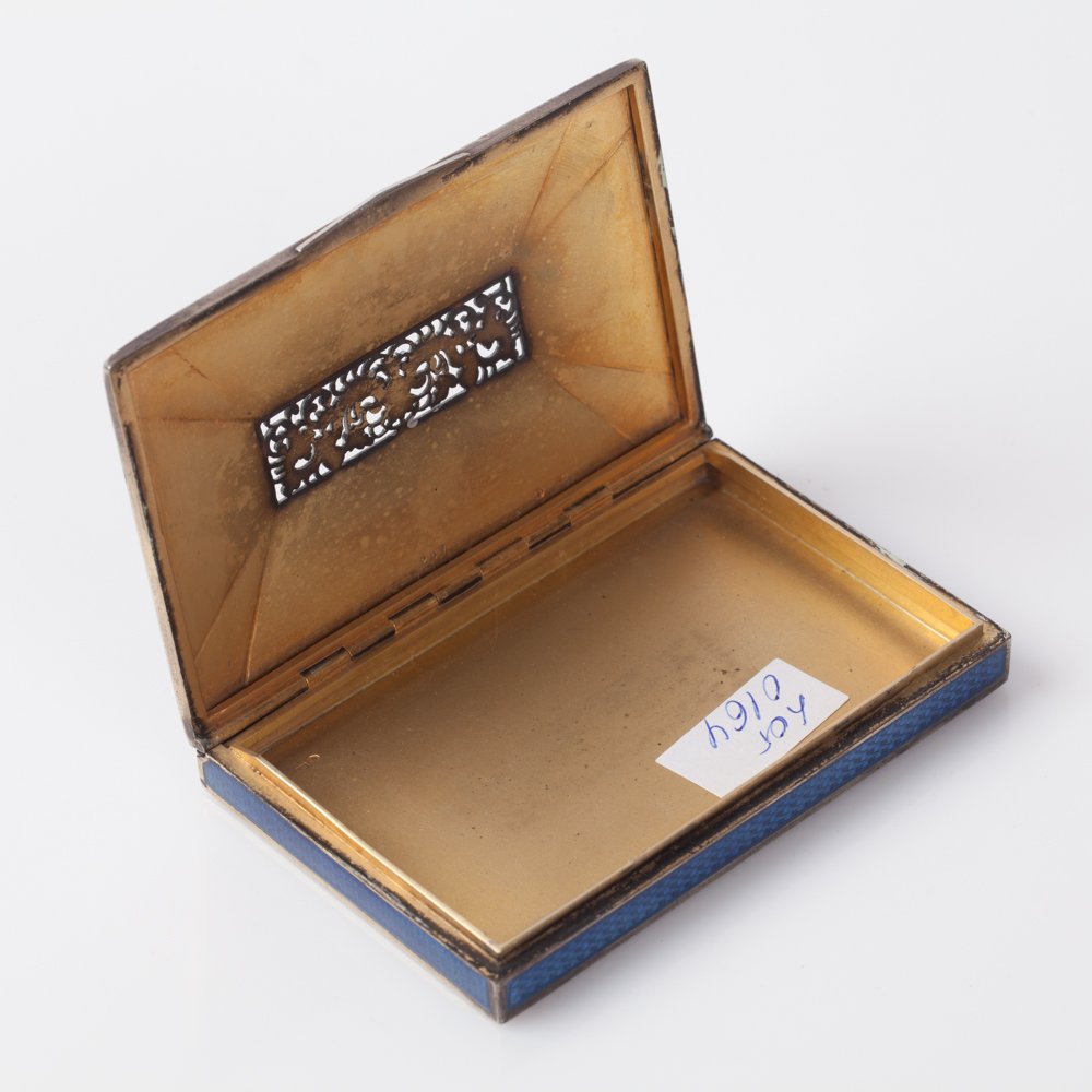 Cigarette case with enamel. — image 3