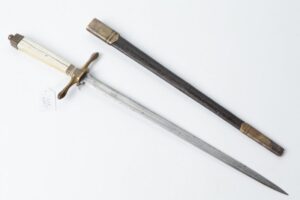 English navy dagger. — image 2