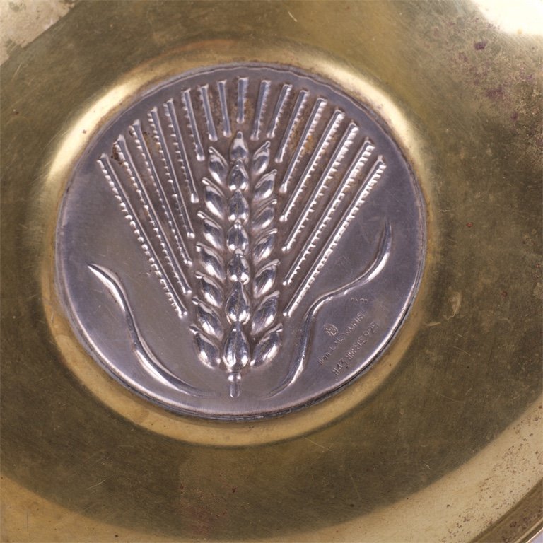 Silver-bronze decorate plate. — image 2