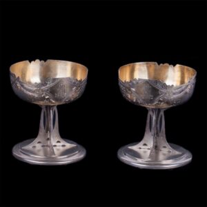 A pair of Russian engraved silver-gilt ice cream bowls — image 1